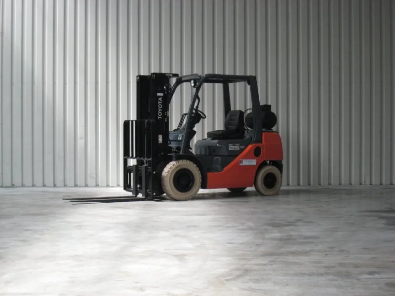 Toyota - 02-8FGF25