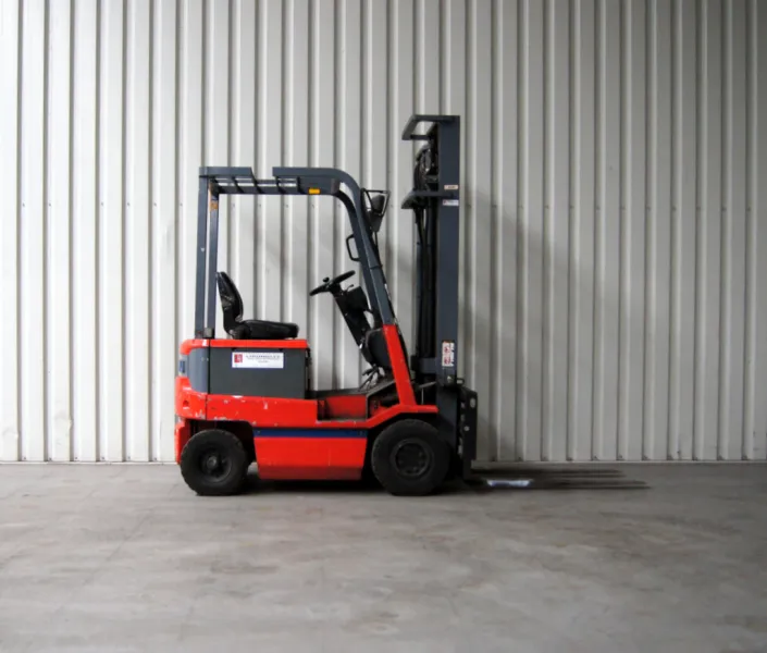 Nichiyu / NYK - FB15P-60BE